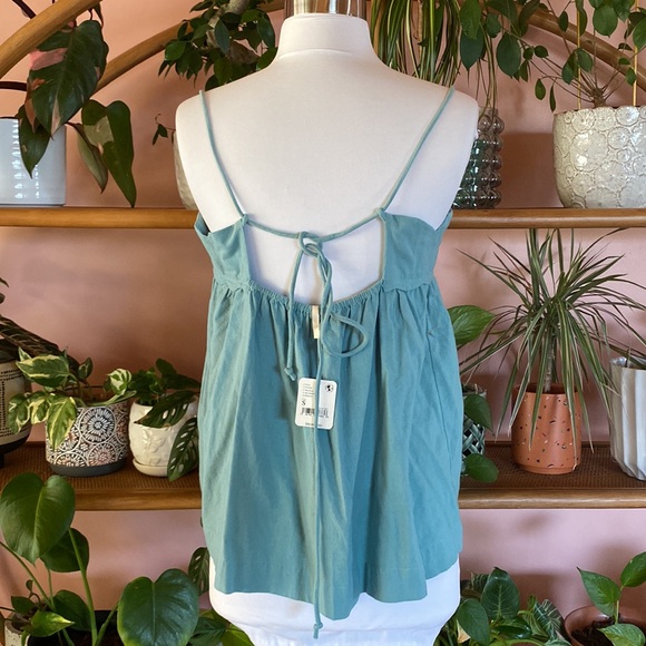Sweet Scallop Top Green / Blue Calm Waters Spaghetti Straps Size Small NWT - Picture 14 of 14